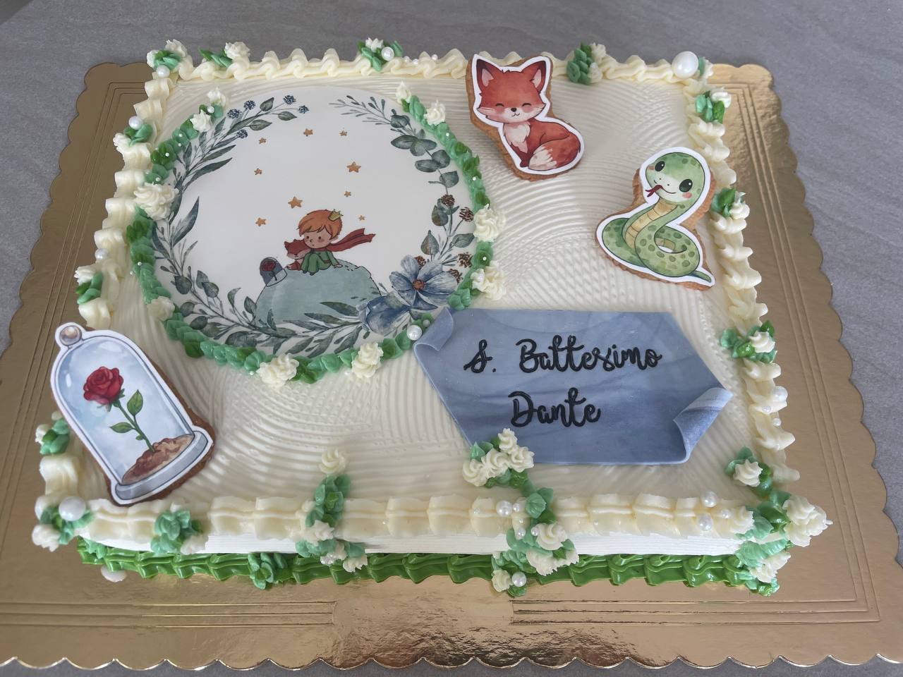 Torta a tema Piccolo Principe decorata a mano
